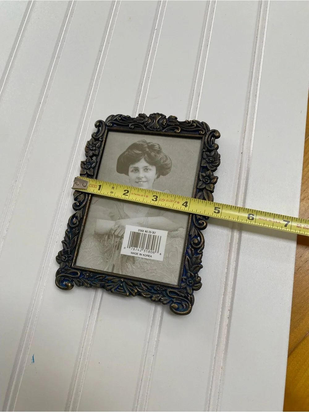 Ornate Decorative Metal Photo Frame - Antique Brass Finish